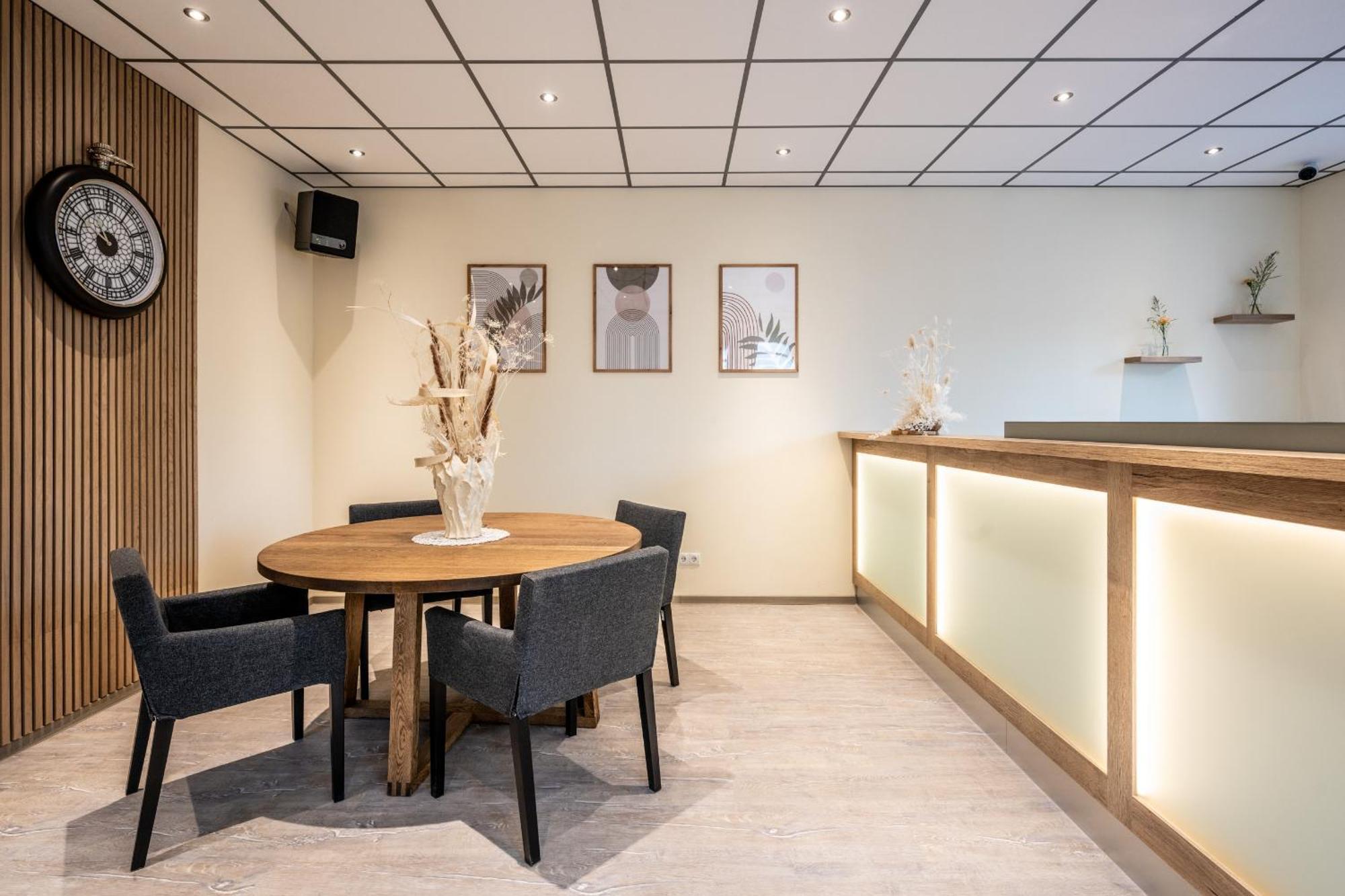 אלטנהר Apart Hotel Lang מראה חיצוני תמונה