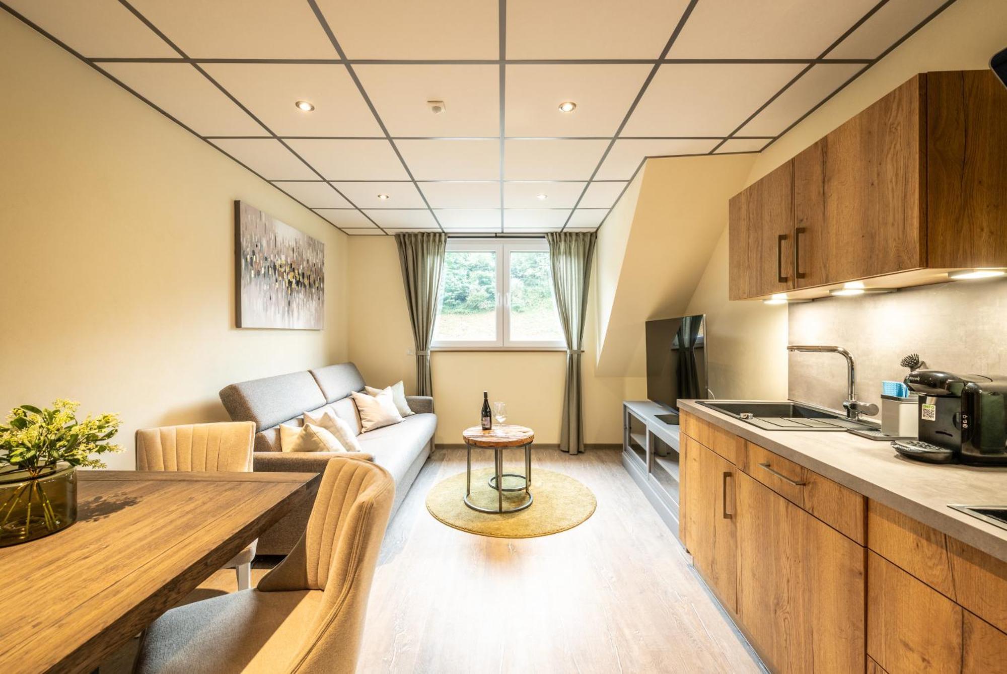 אלטנהר Apart Hotel Lang מראה חיצוני תמונה