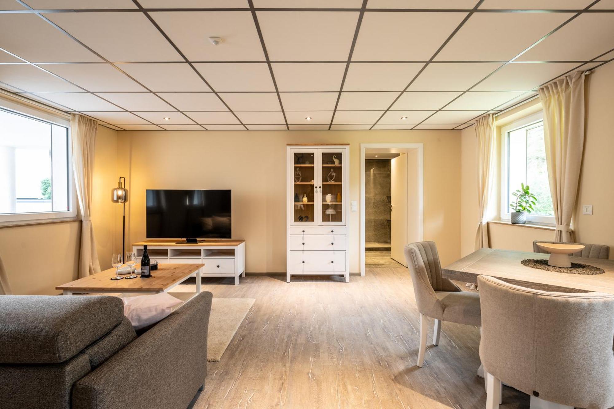 אלטנהר Apart Hotel Lang מראה חיצוני תמונה